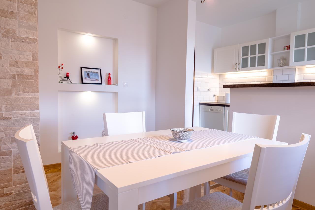 Apartman Arte Novi Sad Esterno foto