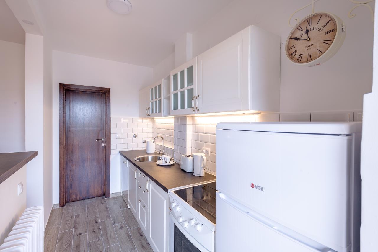 Apartman Arte Novi Sad Esterno foto