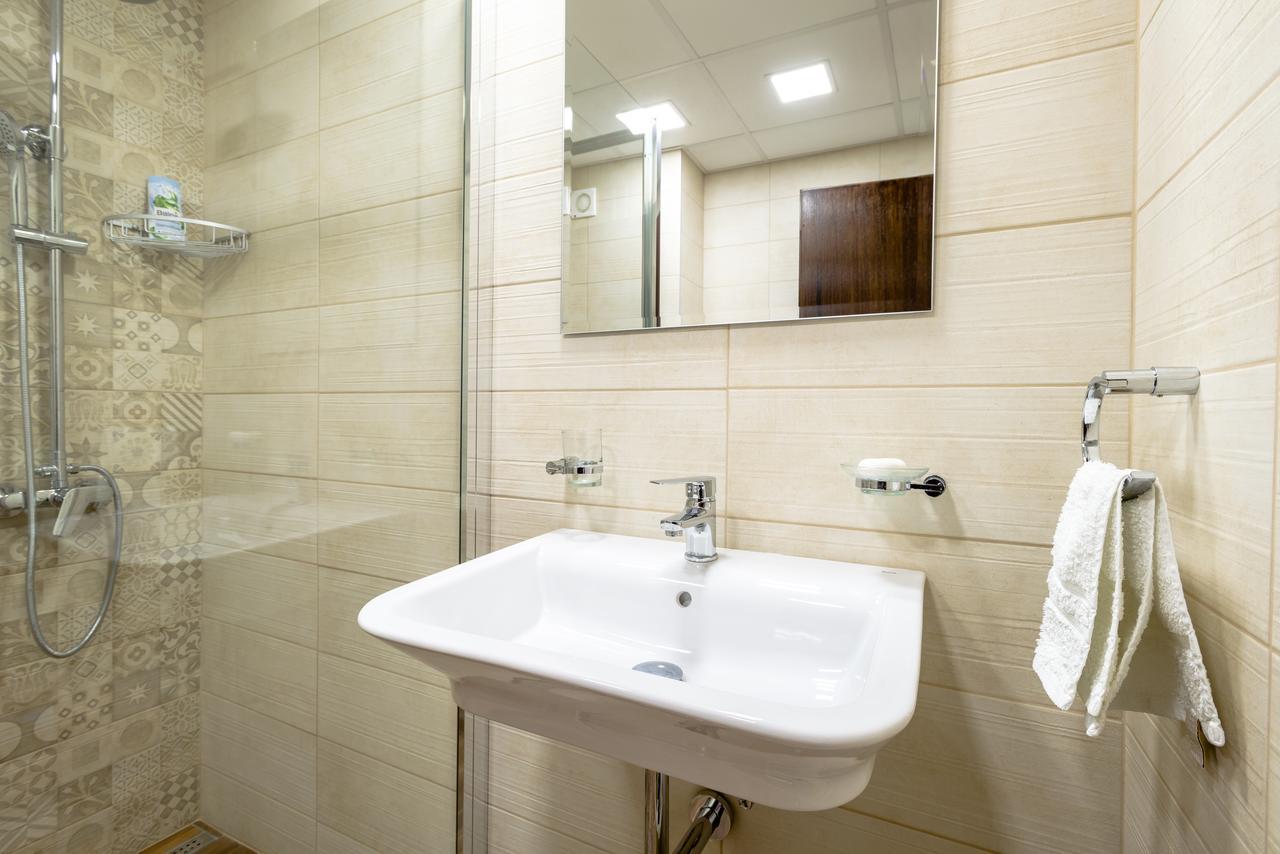 Apartman Arte Novi Sad Esterno foto